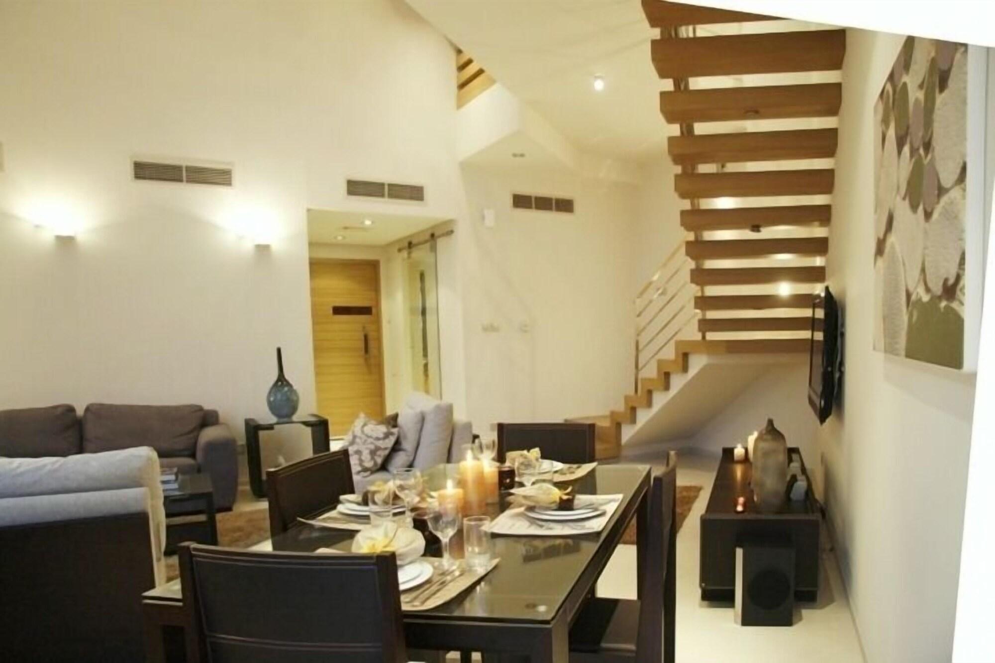 Sea Loft Villas Манама Экстерьер фото